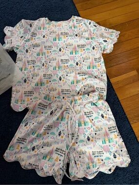 Disney The magic box two piece outfit